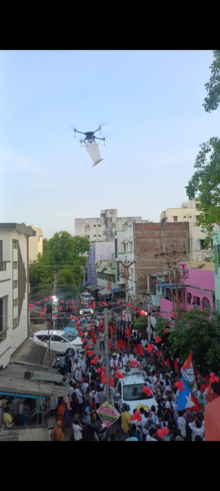 Banner advertisement drone